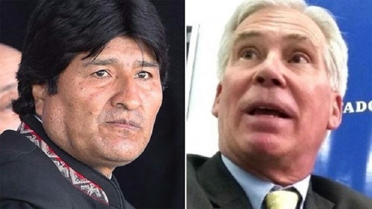El presidente Evo Morales y el Encargado de Negocios de la Embajada de Estados Unidos, Peter Brennan