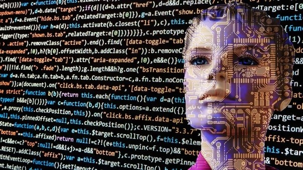 La inteligencia artificial tiene como lenguaje madre el inglés, pero también se comunica en español.