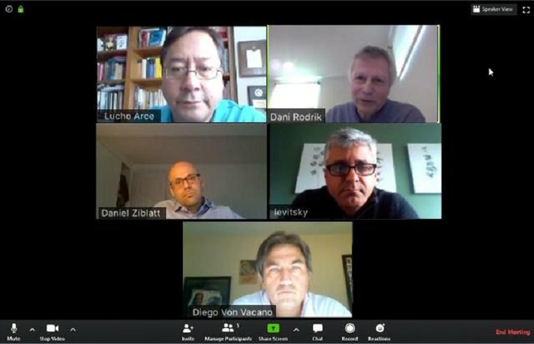 Arce intercambió proyecciones económicas y cómo encarar los problemas sociales, vía videoconferencia