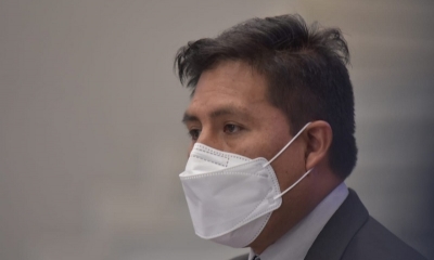 El ministro de Salud, Jeyson Auza.