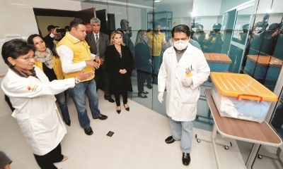 El pasado 14 de marzo, Luis Revilla junto a la presidenta Jeanine Añez inspeccionaron el lugar.