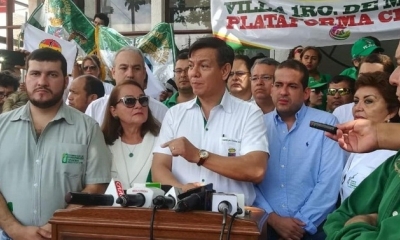 El presidente del Comité cívico de Santa Cruz fue dado este miércoles. Convocó a la ciudadanía a acatar la medida de presión.