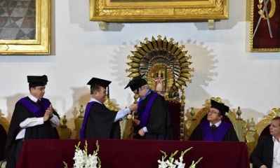 Universidad Andina Simón Bolívar condecora al vicepresidente Álvaro GarcíaLinera con la medalla 