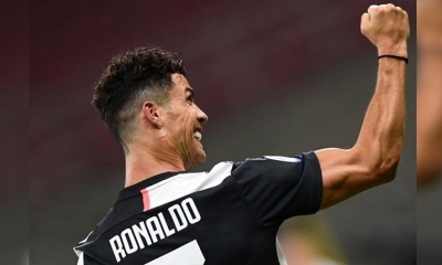 Cristiano Ronaldo, delantero de la Juventus, celebra tras anotar en la Serie A italiana. | AFP