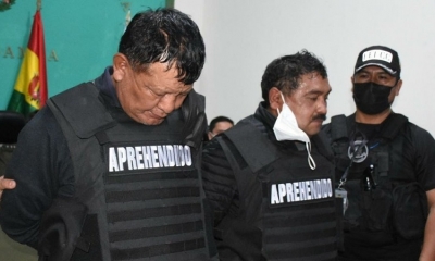 La FELCC presentó a dos de los tres %22falsos policías%22. 