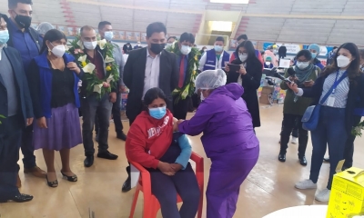 En La Paz se está realizando un promedio de 2.000 pruebas COVID-19 por día y se continúa con la vacunación.