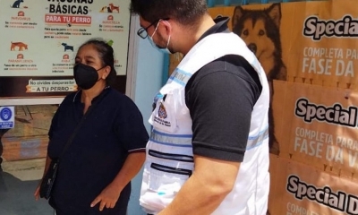 Defensores de Animales San Roque y Zoonosis en la veterinaria donde murió el can. CORTESÍA.