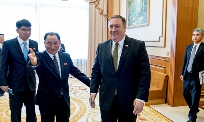 El secretario de Estado de EE.UU., Mike Pompeo, y el vicepresidente del Partido de los Trabajadores de Corea, Kim Yong-chol