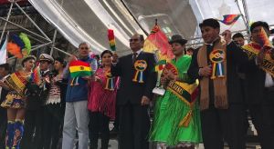 Autoridades nacionales en el palco oficial