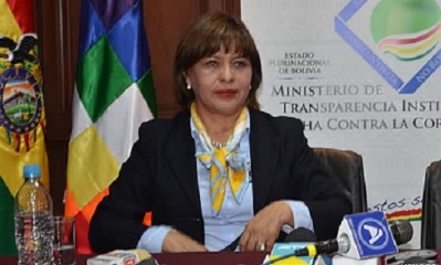 La exministra Nardi Suxo