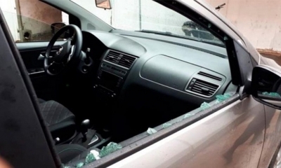 Auto donde iba la abogada con su hija.