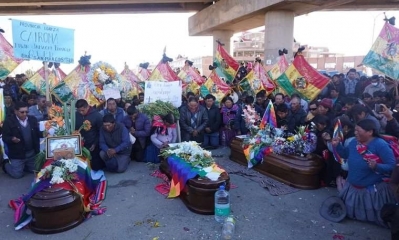Senkata llora a sus muertos entre el dolor y la rabia