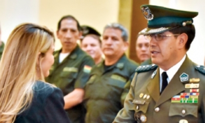 Rodolfo Montero fue posesionado por Jeanine Añez/Foto. RRSS