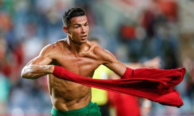 Cristiano Ronaldo dejó atrás la igualdad que tenía de 109 tantos con selecciones con el iraní Ali Daei.