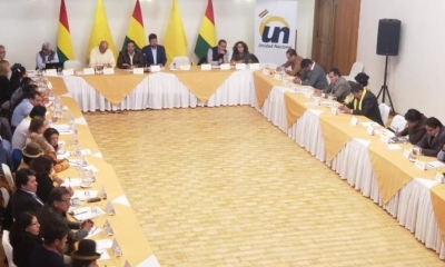 Samuel Doria Medina durante una reunión. | UN