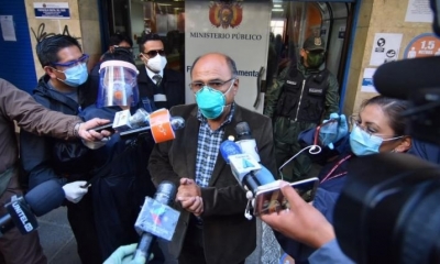 El exministro de Salud, Aníbal Cruz, luego de dar su declaración en el Ministerio Público | APG