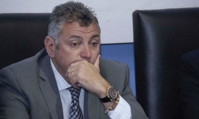 El dirigente era el máximo candidato a ser reelecto, pero sorprendió a todos con un comunicado en el que acusó 