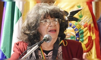 Escritora Gaby Vallejo