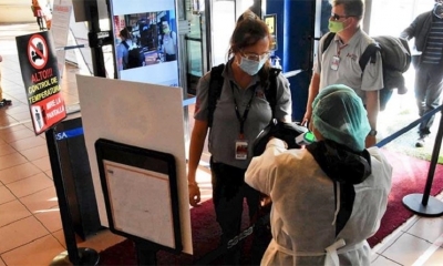 El control de prevención de pasajeros en el aeropuerto de Cochabamba.