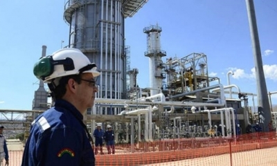 Refinería en Cochabamba controlada por YPFB. Foto de archivo 