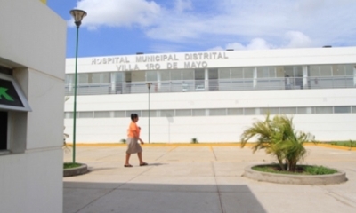 El director del hospital de la Villa Primero de Mayo, Óscar Arano, explicó que el traslado empezó ayer