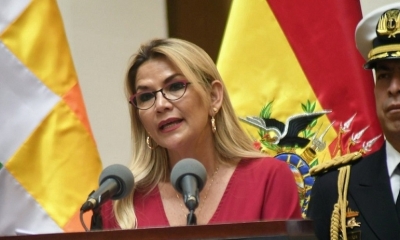 La presidenta Jeanine Añez presenta el plan en La Paz. ABI