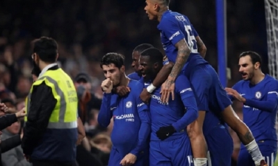El conjunto londinense se impuso por 2 a 1 en los cuartos de final de la Carabao Cup en un encuentro marcado por las sorpresas
