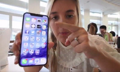 La joven afirma que no sabía que había violado las normas de la compañía y dice que su video fue 