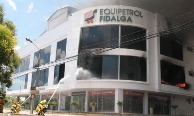 En 2011, el Fidalga de Equipetrol fue consumido por las llamas. Las pérdidas fueron millonarias. Foto: Internet