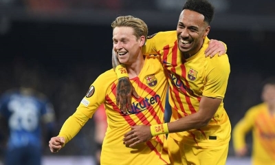 El festejo de Aubameyang y de Jong en la victoria del equipo Azulgrana.