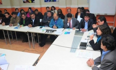 Una de las reuniones entre el Ministerio de Salud y representantes del Colegio Médico de Bolivia.
