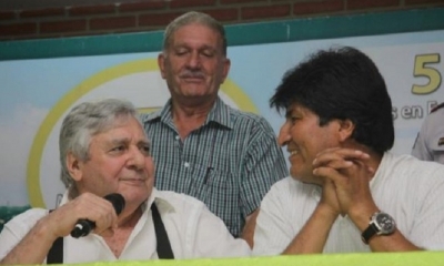 El exalcalde Percy Fernández y el expresidente y líder del MAS, Evo Morales.