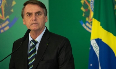 El presidente de Brasil criticó este jueves las medidas de aislamiento social para hacer frente al COVID-19 y defendió la reapertura del comercio. 