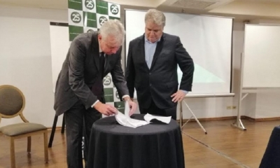 Así firmaron el convenio/Foto. Kreab 