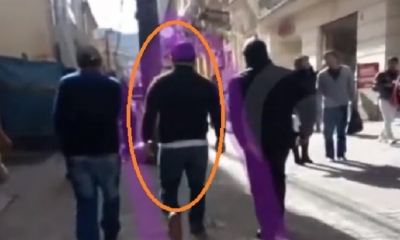 Familiares fotografiaron al acusado en pleno centro paceño/Foto. Captura de pantalla