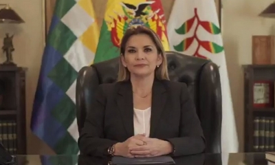 La presidenta Jeanine Áñez