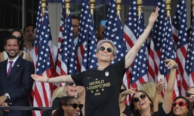 Megan Rapinoe durante una ceremonia en la ciudad de Nueva York. | Foto archivo | AFP