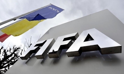 La FIFA permitirá que los futbolistas jueguen en tres clubes. | FIFA