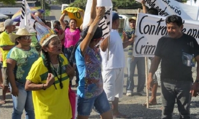 Líderes indígenas brasileños protestan frente albergue de los Warao.