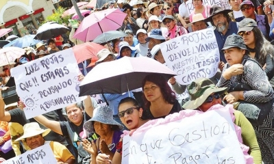 ﻿COMERCIANTES DE FEDECOM EN PROTESTA CONTRA LA   ALCALDÍA/Foto. FABIO LOAYZA