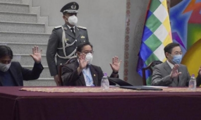La firma del convenio para la llegada de las vacunas chinas, el pasado 11 de febrero. | APG