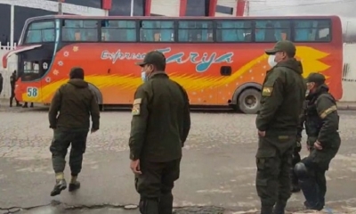 Los policías que llegaron a Potosí desde Tarija. 