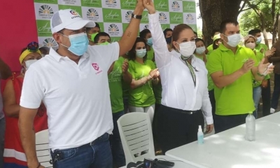 Camacho jujnto con Sosa en campaña electoral hacia las elecciones subnacionales.