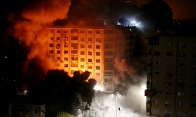 Hasta el momento, la violencia se ha saldado con 219 víctimas palestinas en Gaza, entre ellos 63 menores, y 12 muertos en Israel