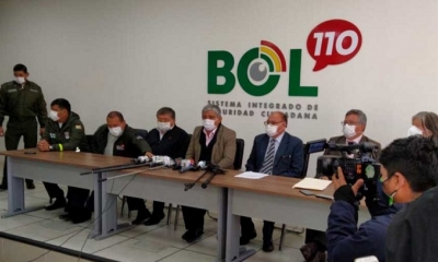 El ministro Arias hizo el anuncio. Foto: GAMLP.