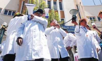  Los médicos acatan un paro nacional indefinido desde el 23 de noviembre exigiendo la eliminación del artículo 205 del Código del Sistema Penal