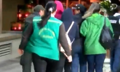 La menor se fue con su familia/Foto. Captura de pantalla