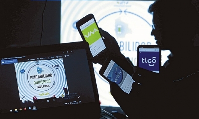 Ya salieron muchas voces a exigir que las empresas telefónicas expliquen como un medio de comunicación consiguió datos privados de sus clientes