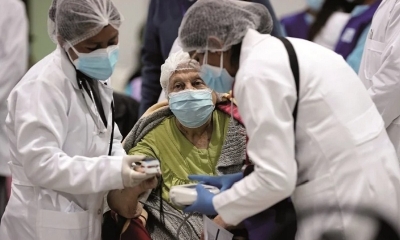 Enfermos renales y con cáncer recibieron la vacuna contra el Covid-19
