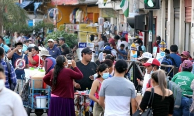 Aglomeración de personas pone en riesgo la salud